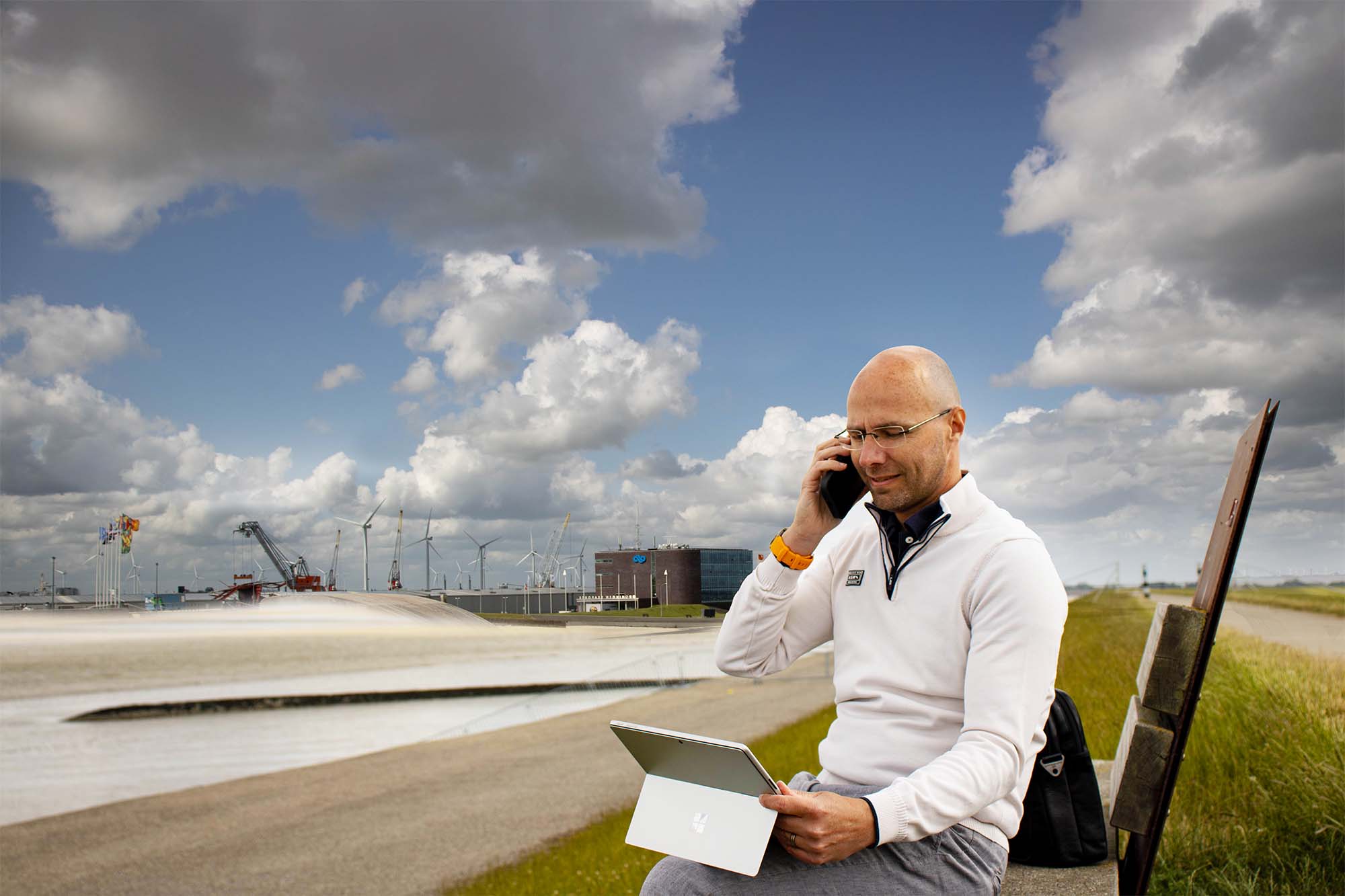 MARTIN MEIJER FINANCE EN CONTROL GRONINGEN, strand bankje delfzijl